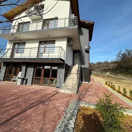 Vila “при язовира” Dyakovo